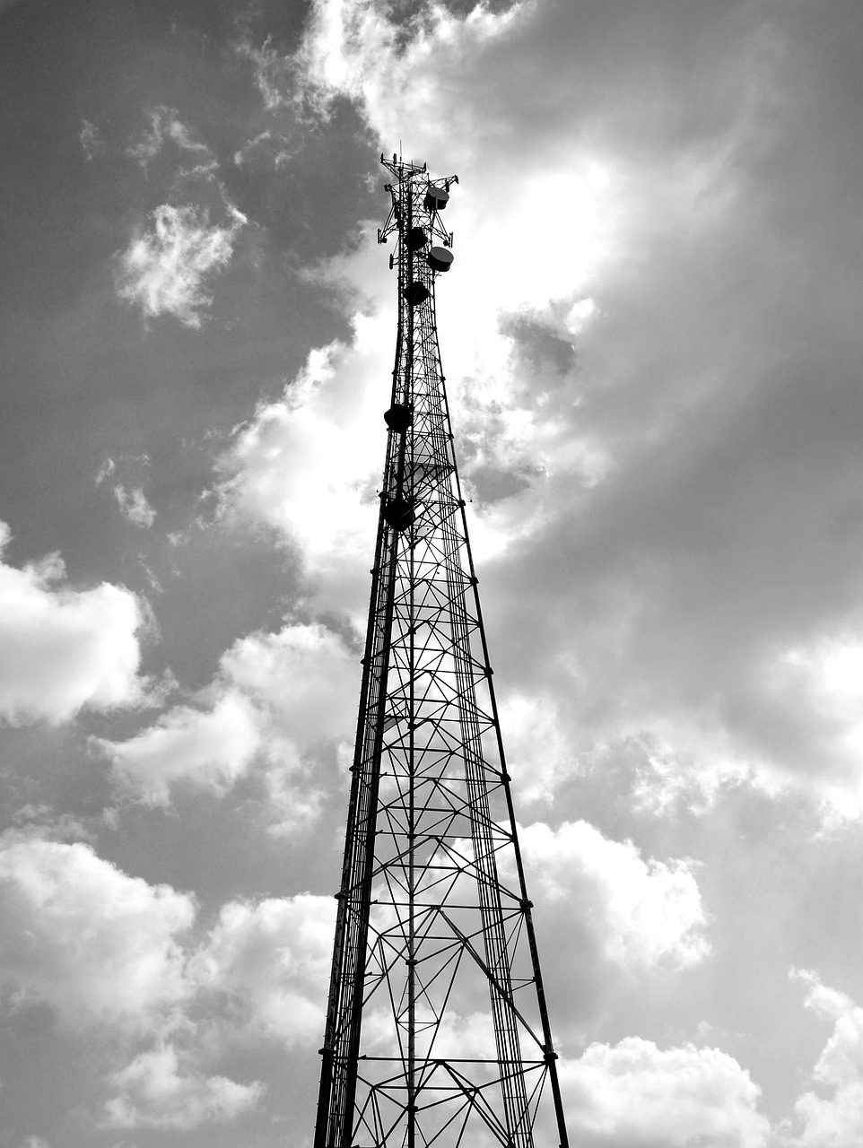 approach-img microwave tower, cell phone, communications, radio, tower, phone, microwave, telephone, technology, station, cellular, antenna, network, wireless, mobile, monochrome, iphone, metallic, gray technology, gray phone, gray mobile, gray network, gray community, gray communication, gray radio, gray smartphone, gray telephone, gray iphone, microwave, microwave, microwave, microwave, microwave, antenna